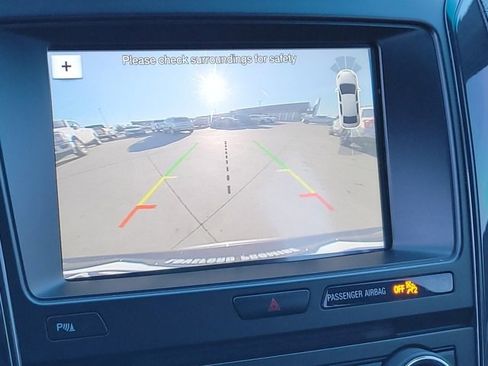 Used 2017 Ford Explorer XLT w/ Equipment Group 202A image 16