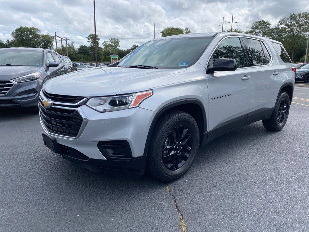 Used 2019 Chevrolet Traverse LS w/ LPO, Floor Liner Package AWD/4WD image 6