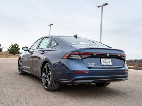 Used 2025 Honda Accord SE image 5