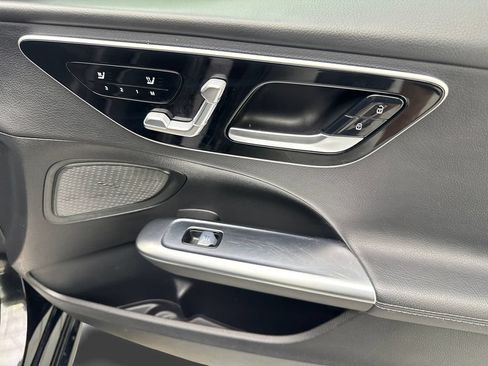 Used 2024 Mercedes-Benz C 300 Sedan image 46