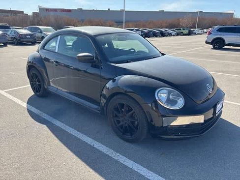 Used 2013 Volkswagen Beetle 2.5 image 7