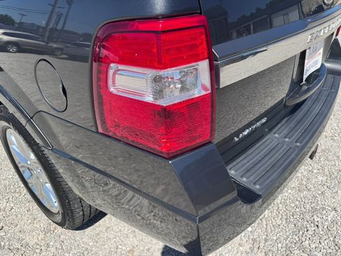 Used 2016 Ford Expedition Limited w/ Equipment Group 301A AWD/4WD image 14