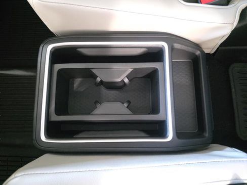 New 2026 Toyota Grand Highlander AWD Hybrid image 27
