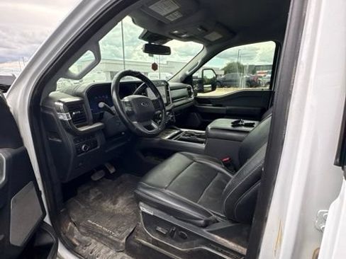 Used 2023 Ford F350 Lariat AWD/4WD image 8