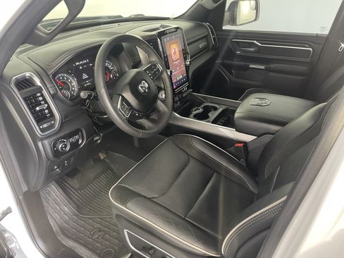 Certified 2025 RAM 1500 Laramie w/ Sport Appearance Package AWD/4WD image 8