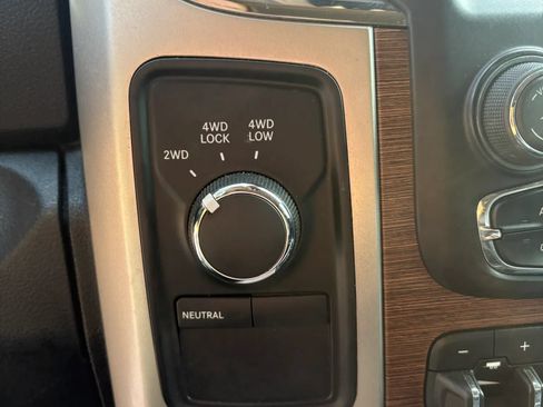 Used 2014 RAM 3500 Laramie AWD/4WD image 30