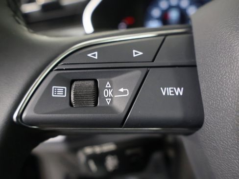 Used 2025 Audi Q3 2.0T Premium w/ Convenience Package image 30