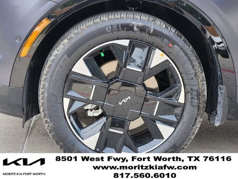 New 2026 Kia Sportage SX FWD image 7