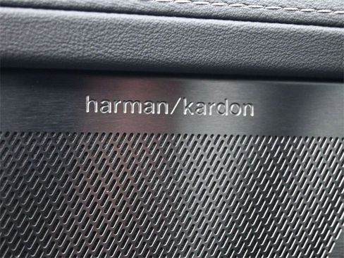 New 2026 Volvo XC90 T8 Plus image 33