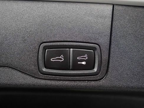 Certified 2025 Porsche Taycan 4S image 14