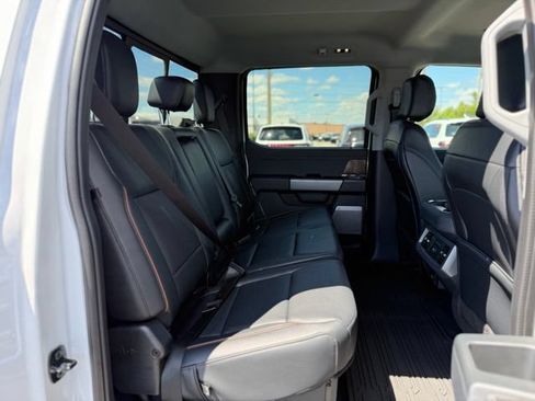 Used 2026 Ford F250 Lariat w/ Black Appearance Package AWD/4WD image 19