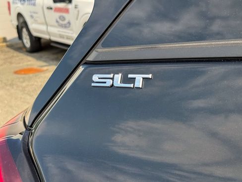 Used 2020 GMC Terrain SLT AWD/4WD image 13