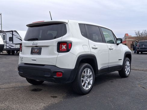 Used 2023 Jeep Renegade Latitude AWD/4WD image 24