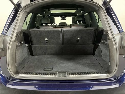 Used 2022 Mercedes-Benz GLS 450 4MATIC image 10