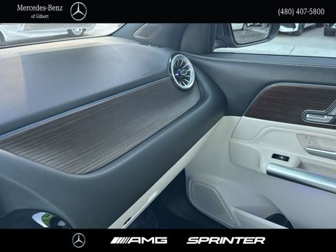 Used 2025 Mercedes-Benz GLA 250 GLA 250 image 24