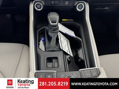 New 2026 Toyota Grand Highlander Platinum image 9