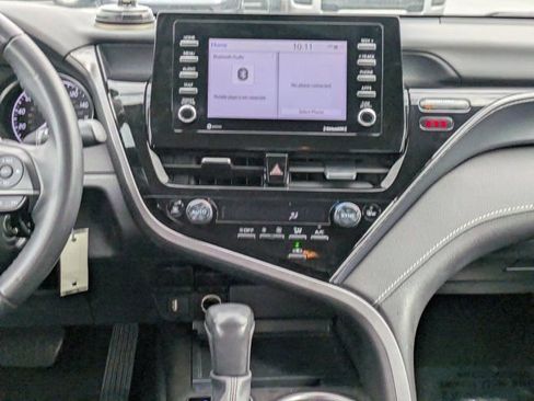 Used 2023 Toyota Camry SE image 15