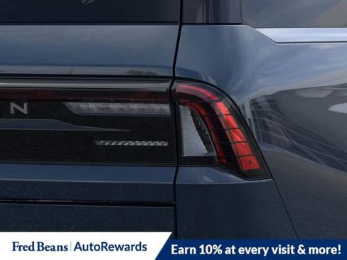 New 2026 Lincoln Navigator L Reserve AWD/4WD image 22