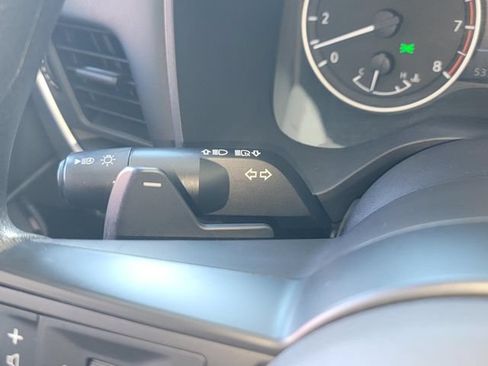 Used 2024 Nissan Rogue S AWD/4WD image 17