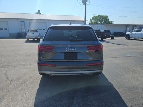 Used 2019 Audi Q7 3.0T Premium w/ Cold Weather Package AWD/4WD image 7