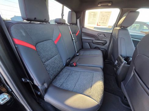 Used 2024 Chevrolet Colorado Z71 w/ Advanced Trailering Package image 30