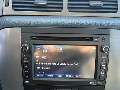 Used 2014 Chevrolet Tahoe LT image 24