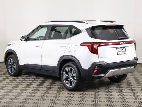 Used 2024 Kia Seltos S AWD/4WD image 9