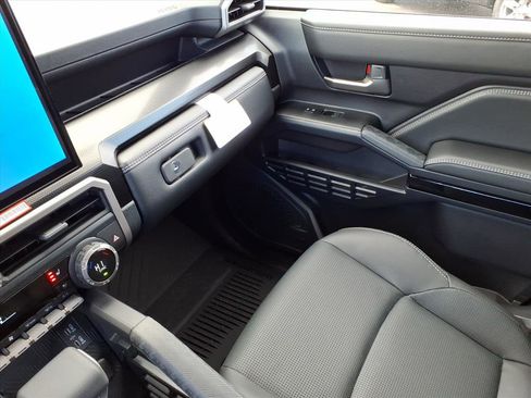 New 2026 Toyota 4Runner Limited image 18