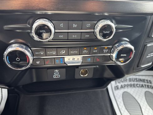 Used 2024 Ford F350 Lariat w/ Camper Package AWD/4WD image 49