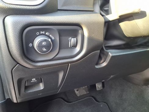 Used 2023 RAM 1500 Tradesman image 18