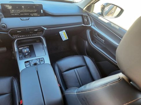 New 2026 MAZDA CX-90 Plug-In Hybrid w/ Preferred image 12