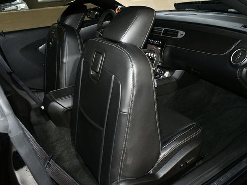 Used 2013 Chevrolet Camaro SS w/ SS Performance Package image 16