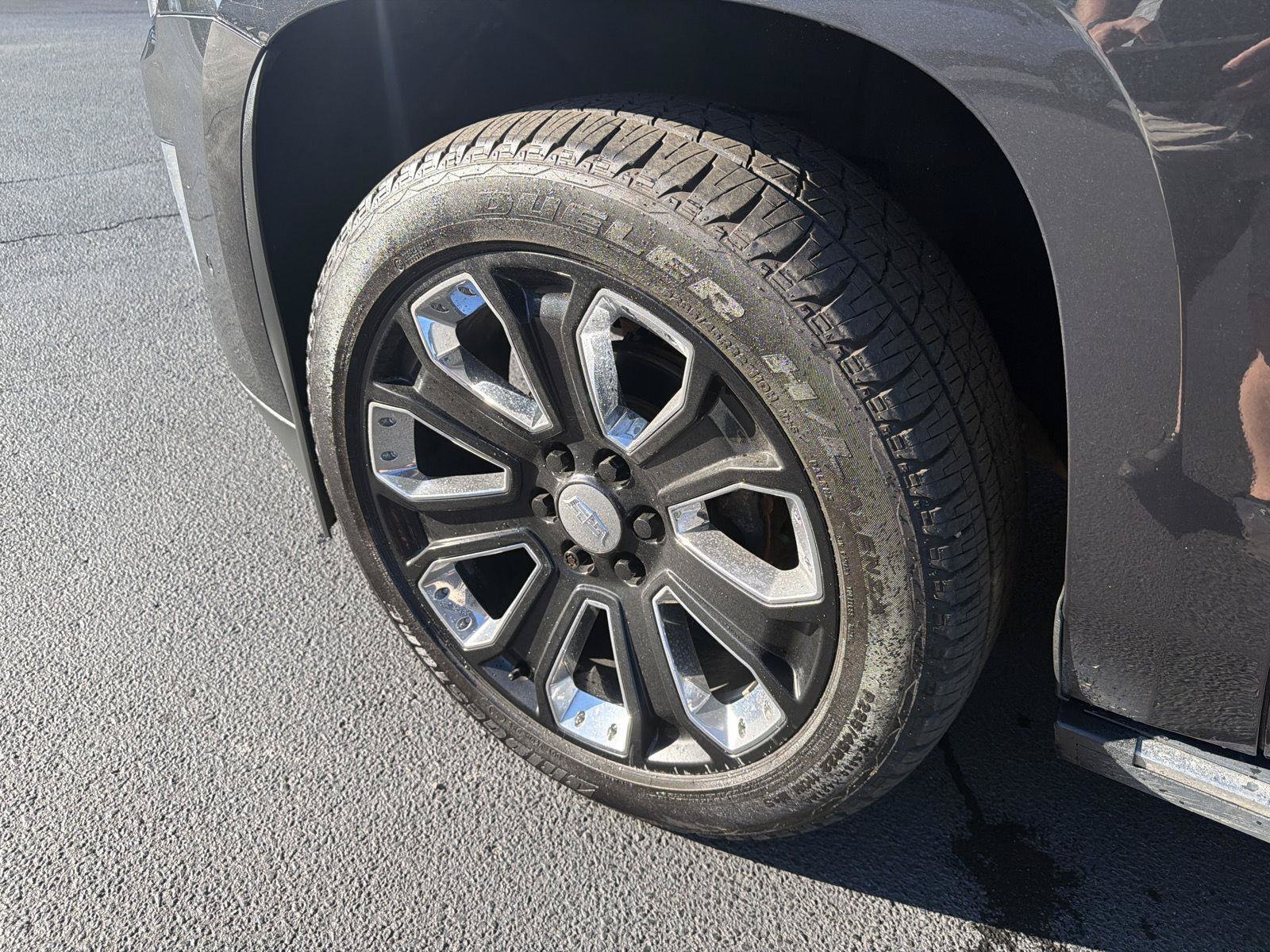 Used 2019 Cadillac Escalade ESV Platinum AWD/4WD image 9