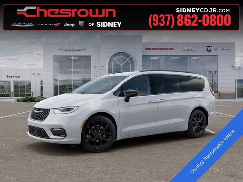 New 2026 Chrysler Pacifica Select w/ S Appearance Package FWD image 2