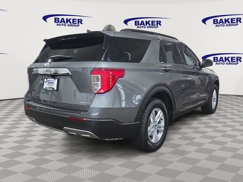 Used 2023 Ford Explorer XLT w/ Equipment Group 202A AWD/4WD image 5