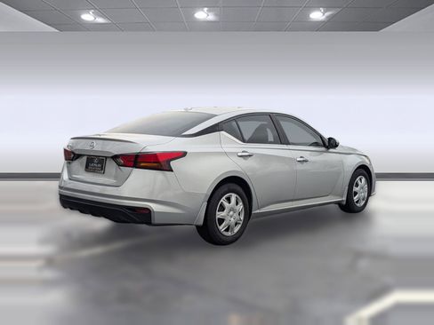 Used 2020 Nissan Altima 2.5 S image 9