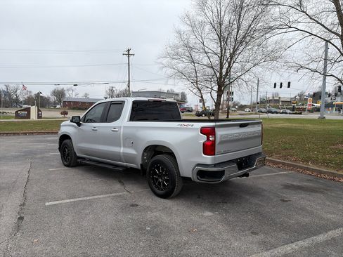 Used 2020 Chevrolet Silverado 1500 LT image 3