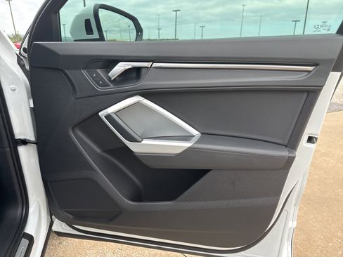 Used 2021 Audi Q3 2.0T Premium w/ Convenience Package image 20