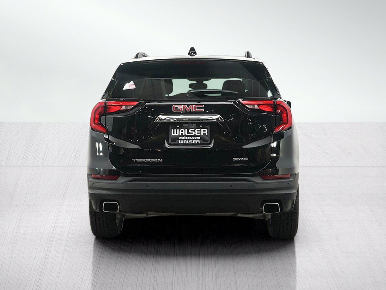 Used 2018 GMC Terrain SLE w/ Driver Convenience Package AWD/4WD image 4