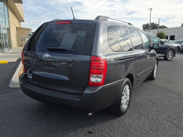 Used 2012 Kia Sedona LX FWD image 4