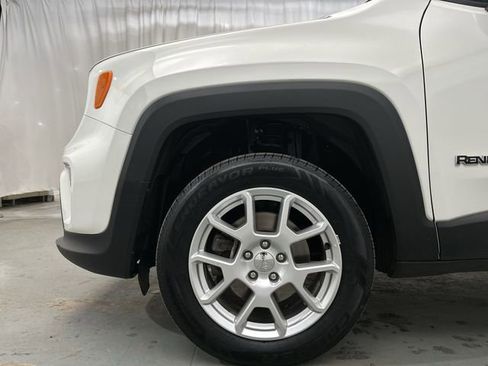 Used 2021 Jeep Renegade Latitude image 21