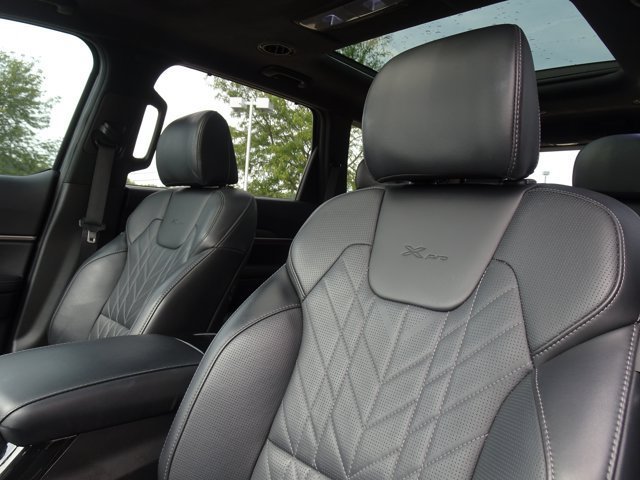 Used 2024 Kia Telluride SX Prestige X-Pro AWD/4WD image 11