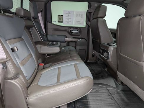 Certified 2022 GMC Sierra 1500 Denali w/ Denali Premium Package image 46