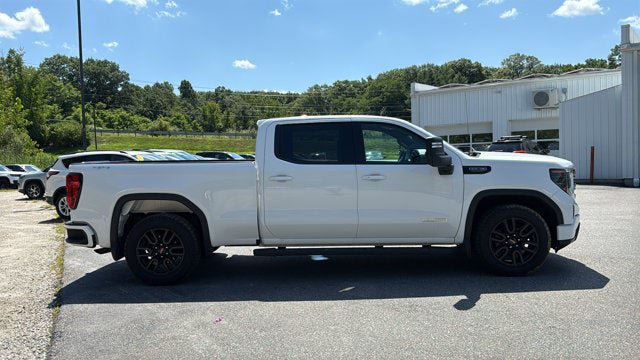 Used 2022 GMC Sierra 1500 Elevation w/ LPO, Elevation Black Package AWD/4WD image 5