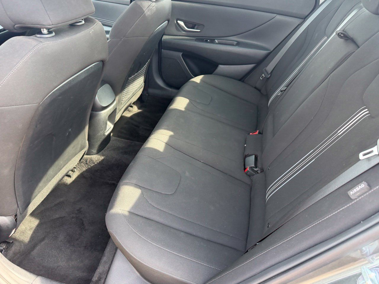 Used 2025 Hyundai Elantra SEL FWD image 22
