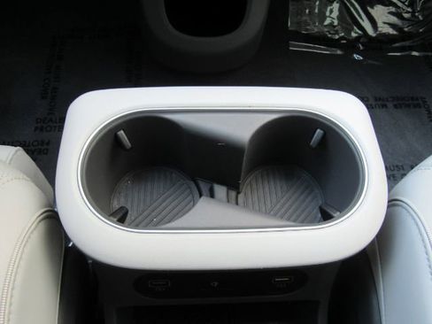 Used 2023 Hyundai Ioniq 5 Limited image 57