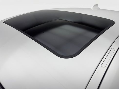 Used 2023 BMW 430i Coupe w/ Convenience Package image 20