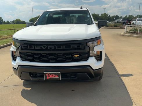 Used 2024 Chevrolet Silverado 1500 W/T w/ Trailering Package image 4