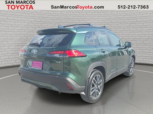 New 2026 Toyota Corolla Cross XLE w/ Convenience Package FWD image 5