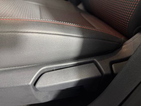 Used 2025 Nissan Kicks SR FWD image 22